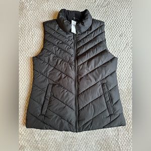 NWT Gap Chevron Quilted Vest